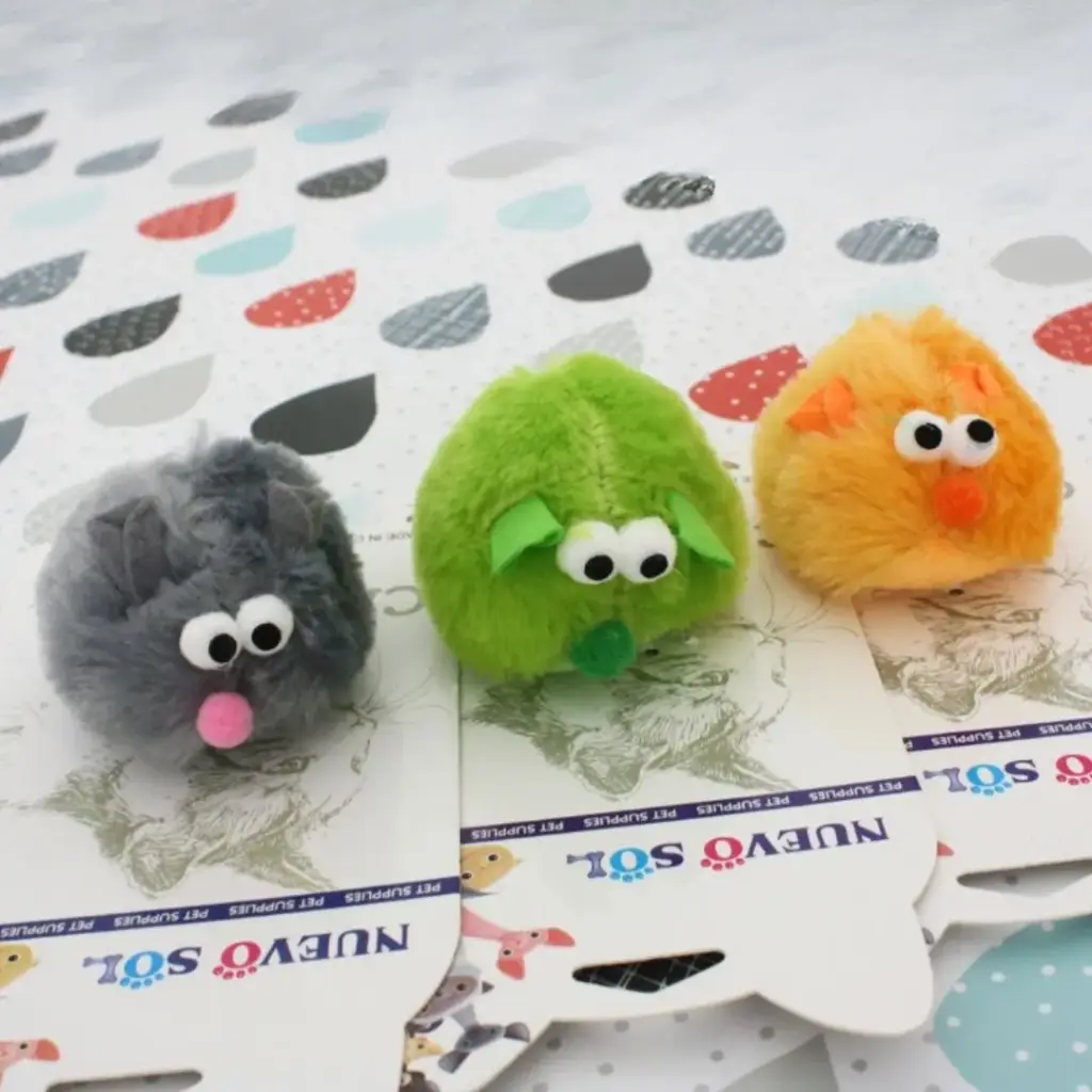 Raton peluche ojitos a cuerda