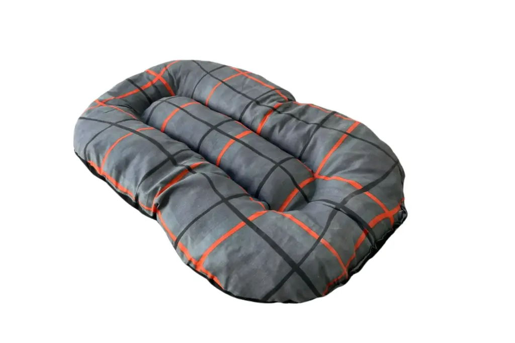 Almohadón ovalado N-3 con friselina 45x65cm